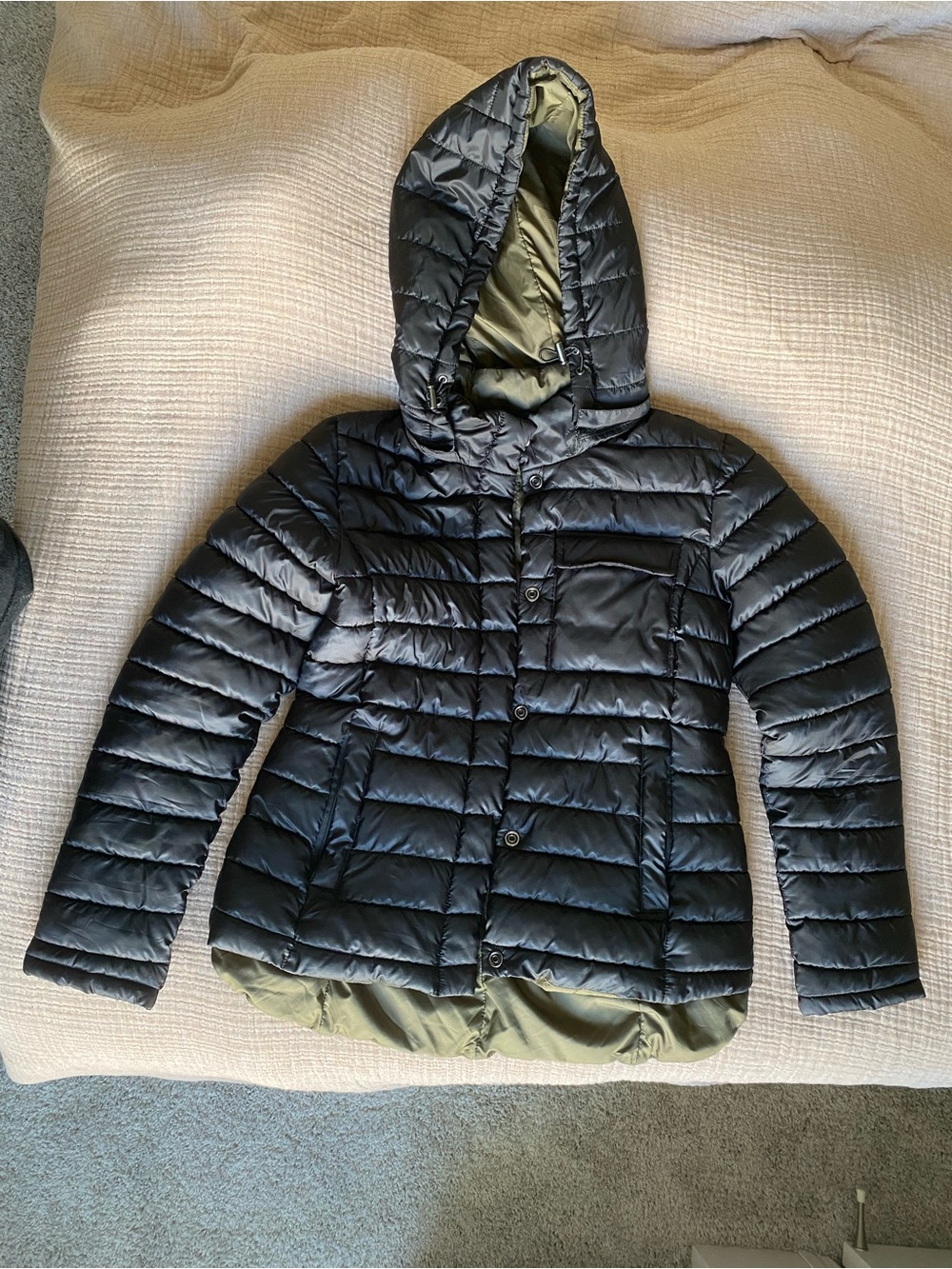 Zella Reversible Hooded Puffer Jacket in Black and Olive